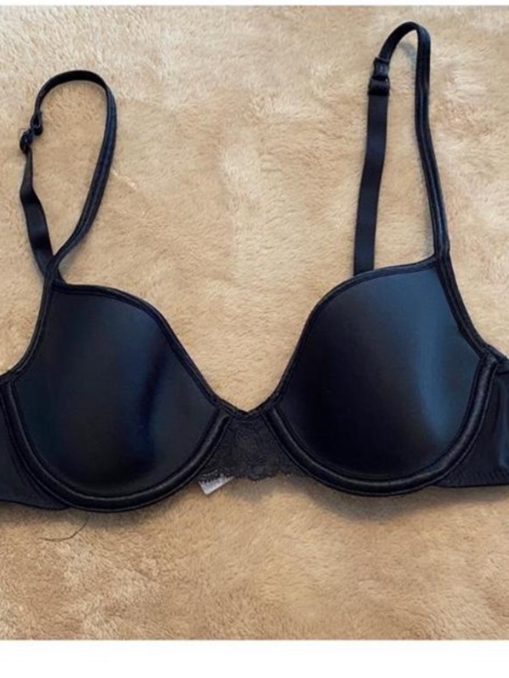Victoria's Secret Black Smooth Underwire Bra Sz 34B
